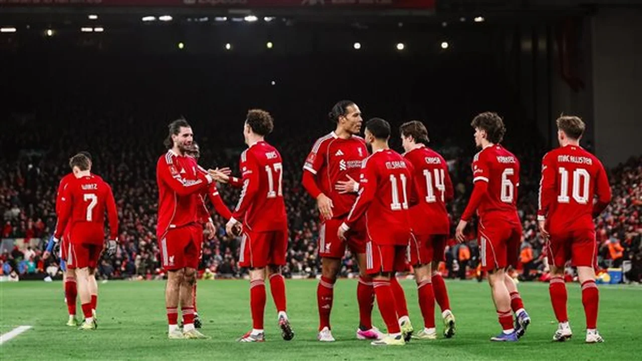 رابطة الدوري الإنجليزي تقرر تعديل موعد اثنتين من مباريات فريق ليفربول المقبلة